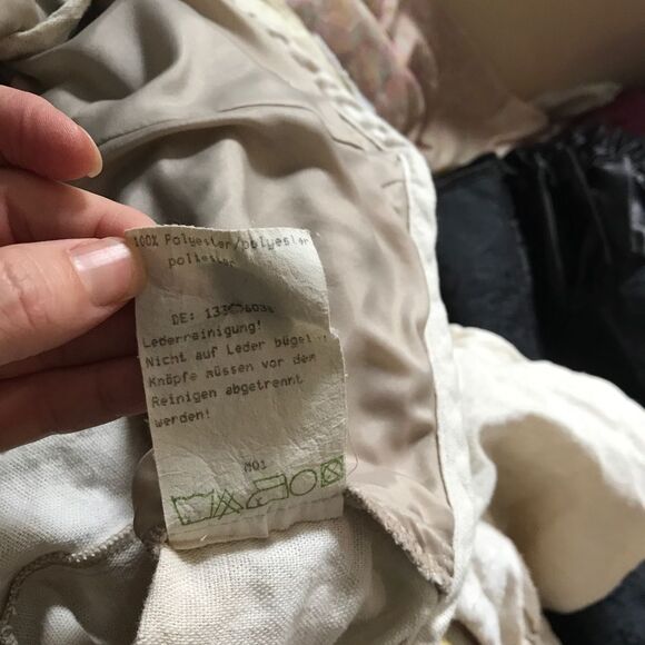 Vintage Linen Bavarian Blouse and Skirt by MEICO (42) - Picture 16 of 16